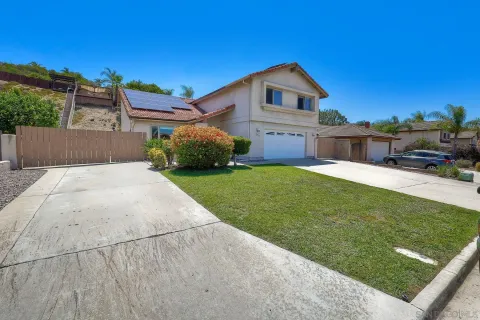 $995,000 | 9430 Palomino Ridge Drive, Lakeside, CA 92040