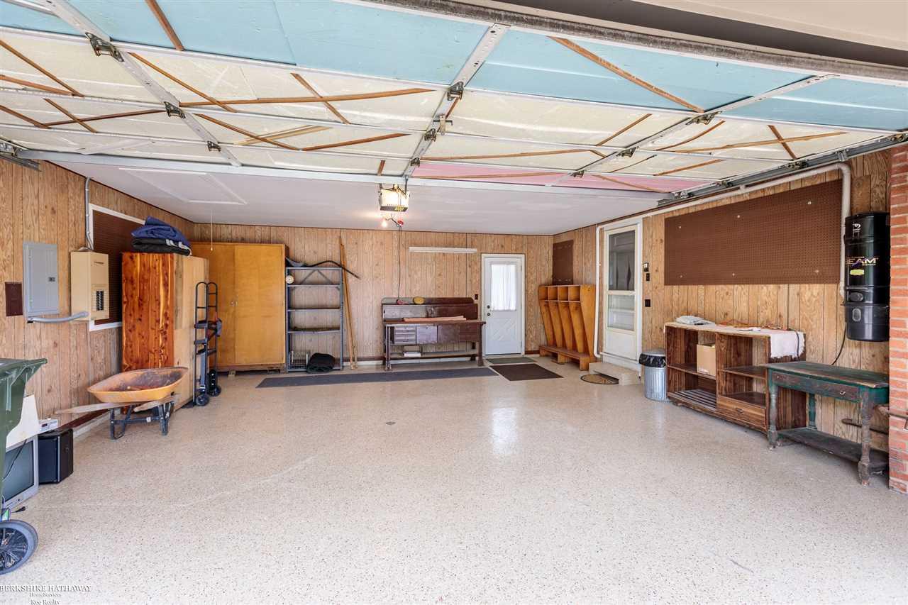 440 Lehigh Road Rochester Hills, MI 48307 - Photo 20 of 28
