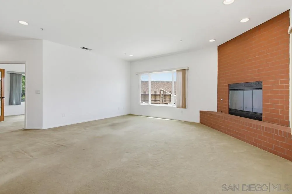 171 Dawn View Way El Cajon, CA 92021 - Photo 23 of 75