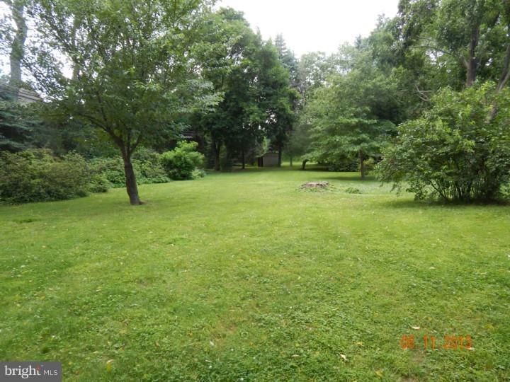 758 Jane Road Rydal, PA 19046 - Photo 5 of 9 Exterior Side