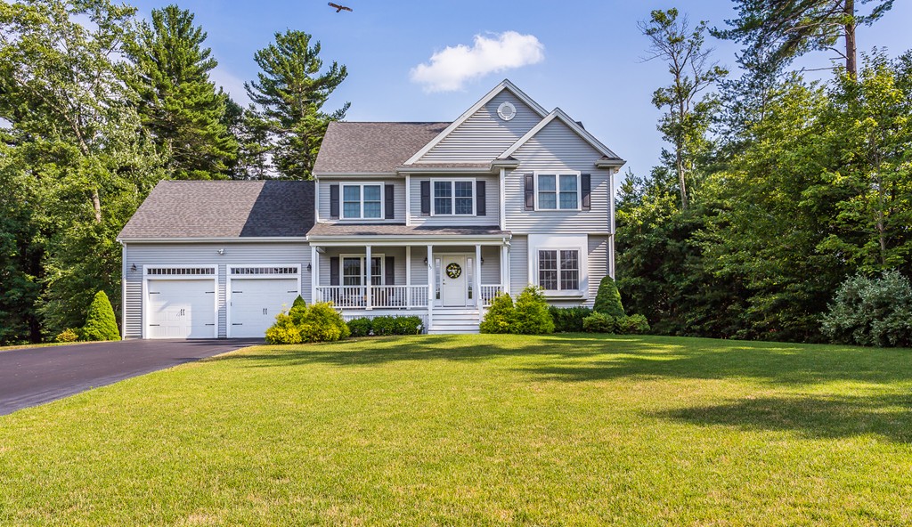 35 Cardinal Circle Raynham, MA 02767 - Photo 1 of 29 Gallery Image 1