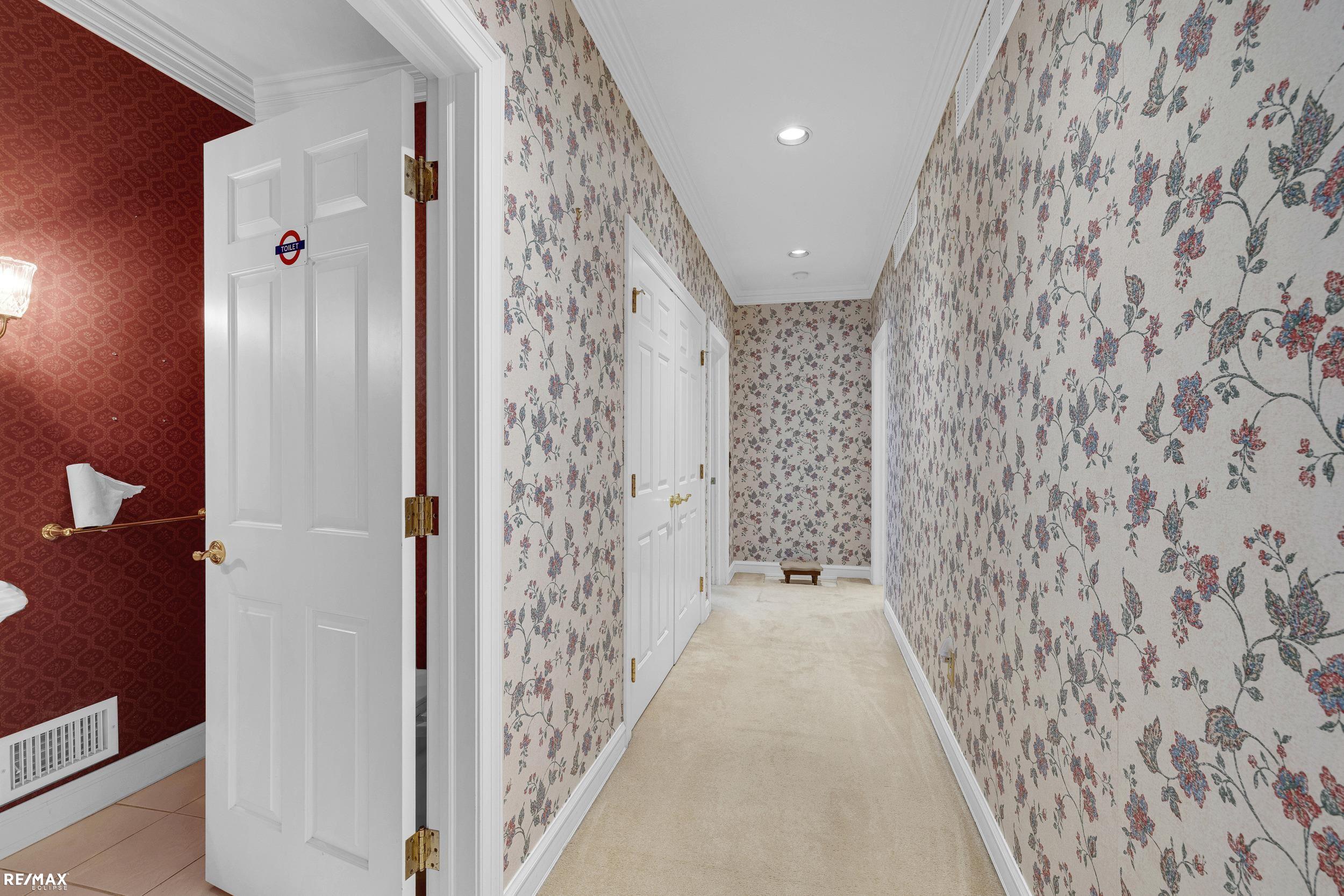 895 Bishop Road Grosse Pointe, MI 48230 - Photo 20 of 57 50147351-caafdc57-a4cb-4a30-9d63-0c7eaa83fed1.JPG