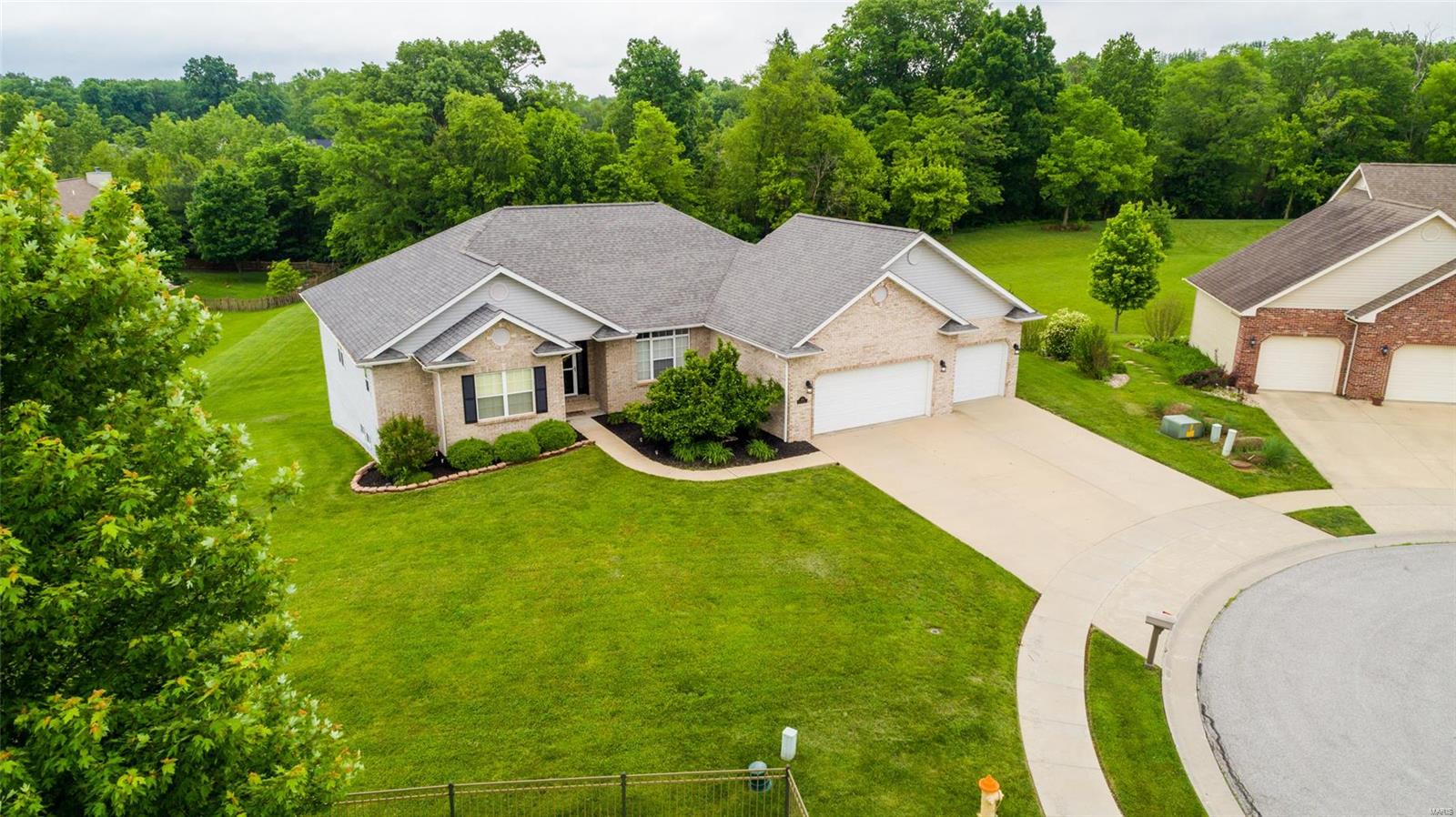 400 Windsor Forrest Road O'Fallon, IL 62269 - Photo 3 of 60 Gallery Image 3