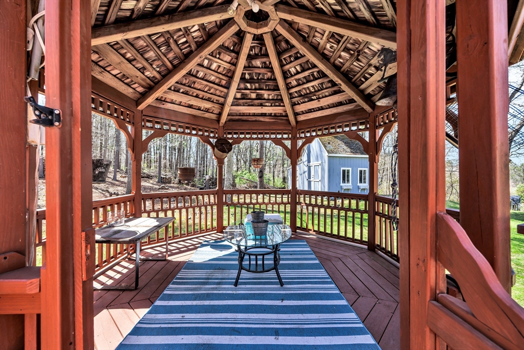331 Braley Hill Road Rochester, MA 02770 - Photo 10 of 42