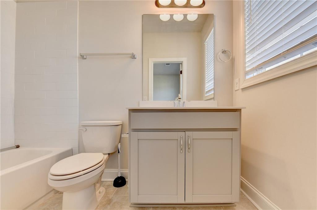 1055 Poppy Pointe Alpharetta, GA 30004 - Photo 46 of 92