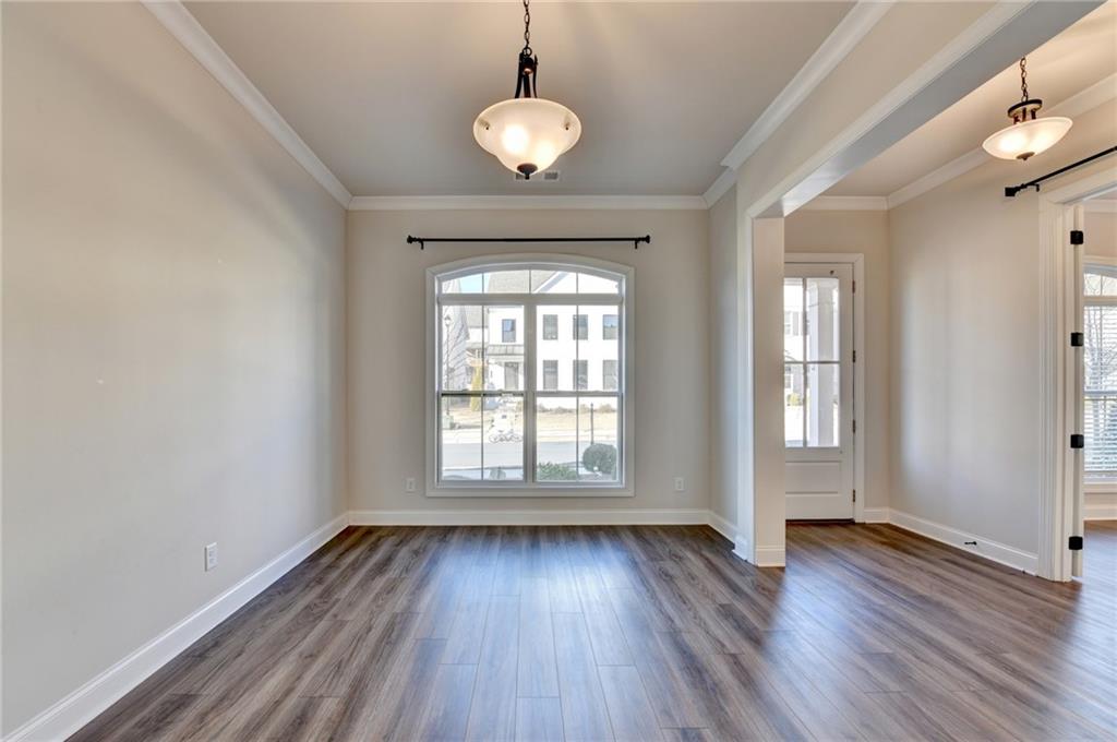 1055 Poppy Pointe Alpharetta, GA 30004 - Photo 8 of 92