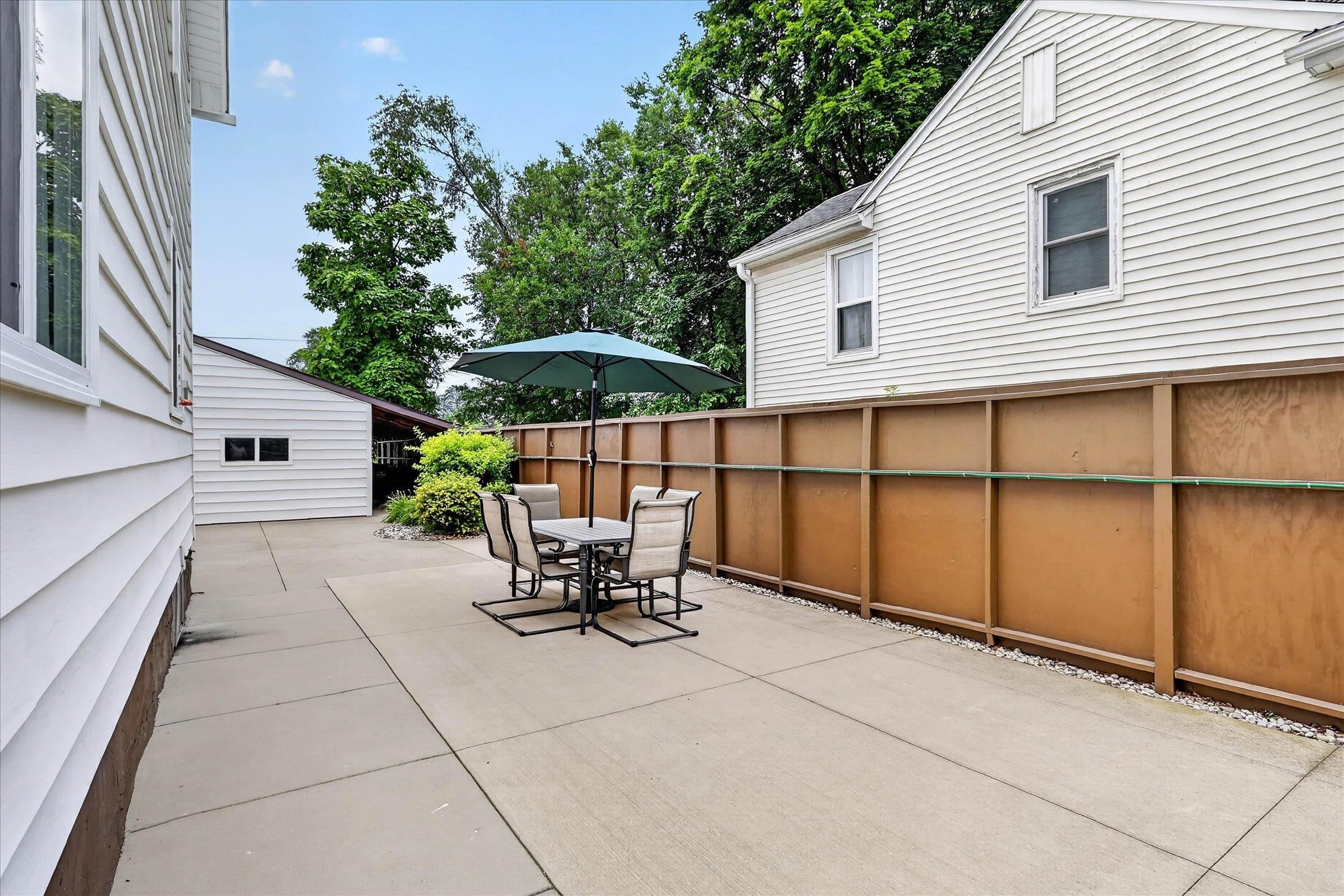 1123 8th Street Beloit, WI 53511 - Photo 48 of 59