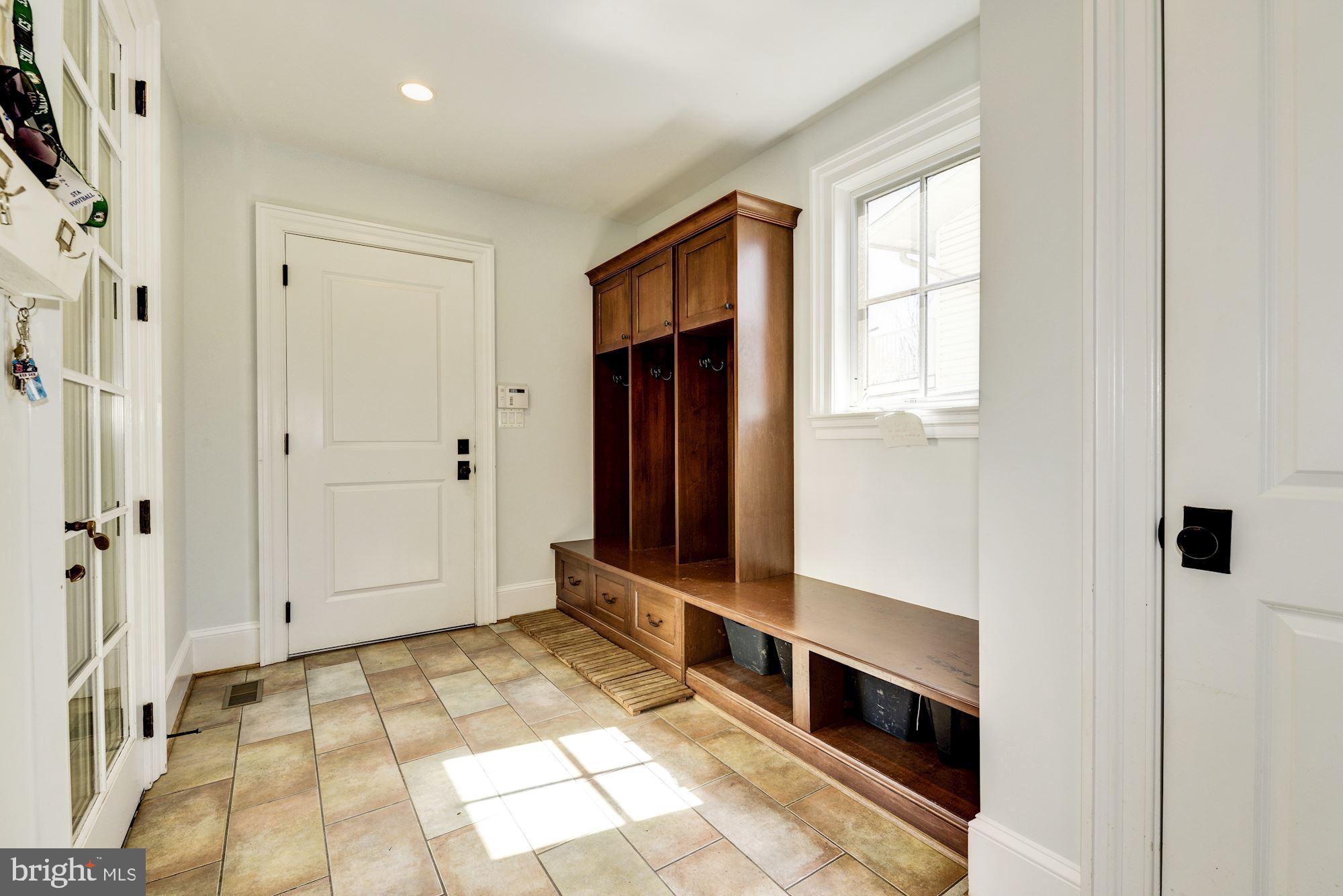 7514 Radnor Road Bethesda, MD 20817 - Photo 14 of 31 Mudroom with Built-ins