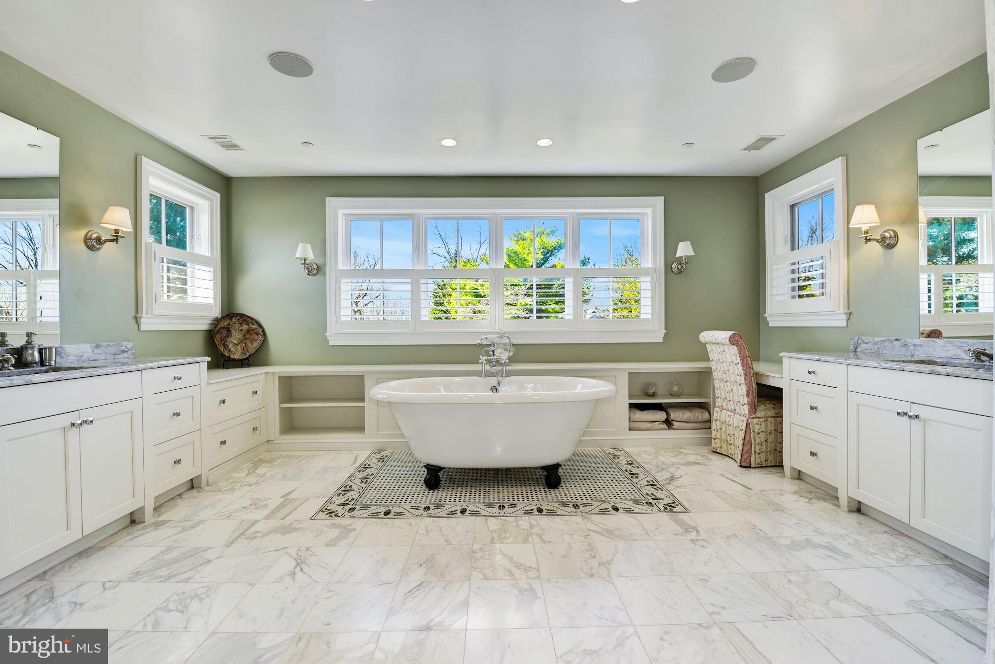 7514 Radnor Road Bethesda, MD 20817 - Photo 17 of 31 Master Bath