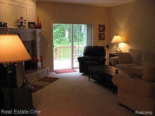 737 Telya Ridge, Unit 38 Milford, MI 48381 - Photo 14 of 25 Great Room