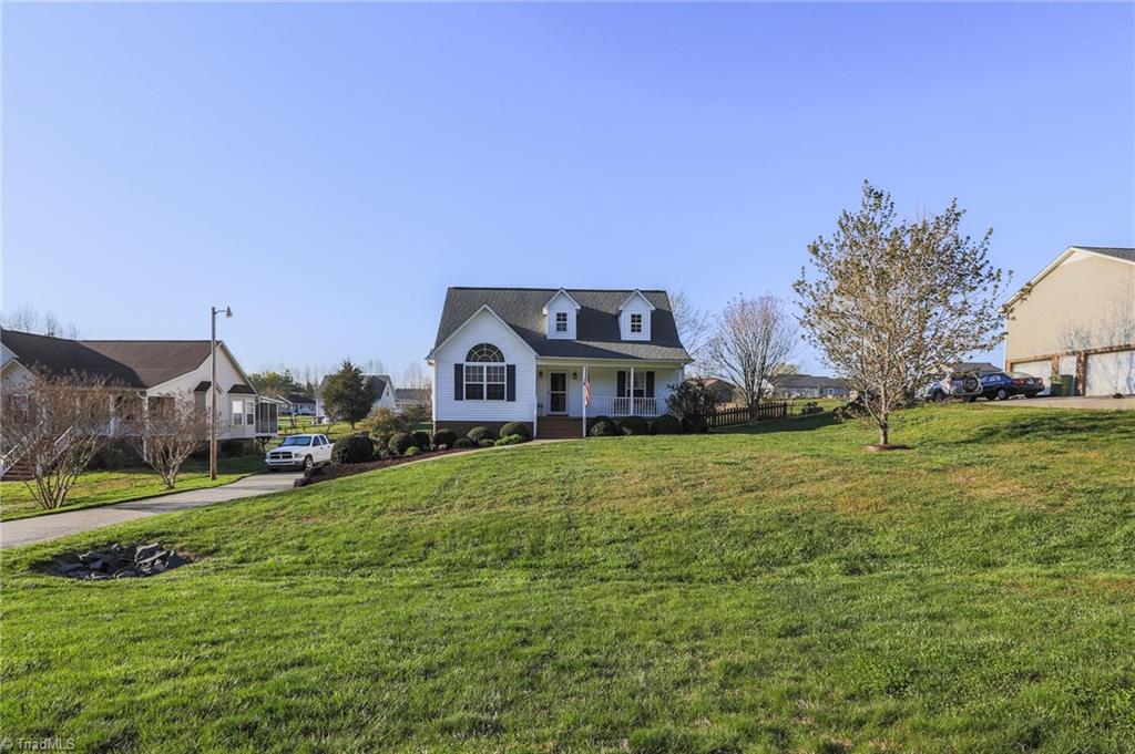 790 Arnold Road Lexington, NC 27295 - Photo 2 of 24 Gallery Image 2