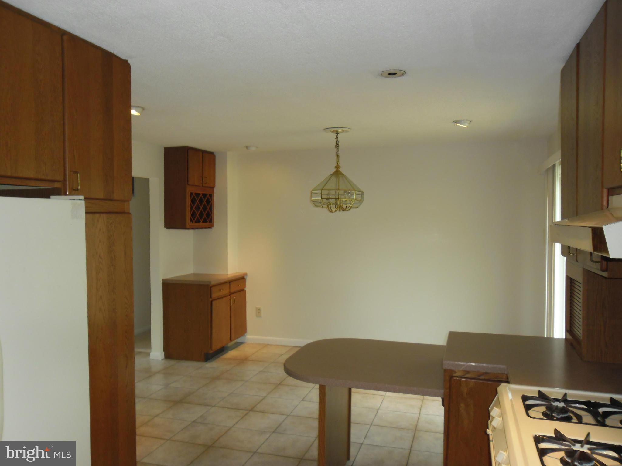 184 Riviera Drive Pasadena, MD 21122 - Photo 14 of 30 Dining Room