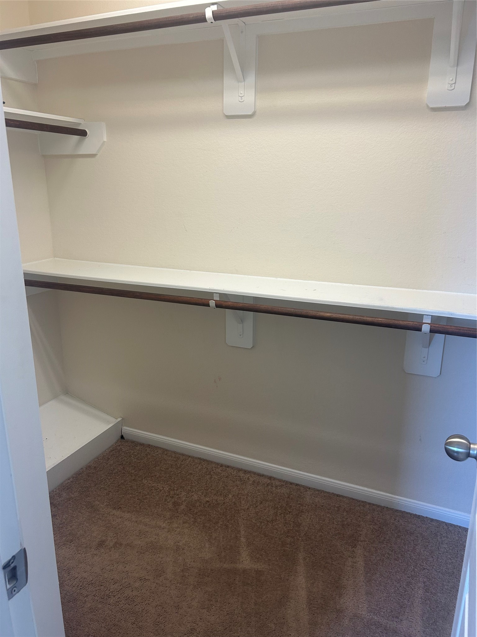 8407 Broadleaf Avenue Baytown, TX 77521 - Photo 16 of 24 Primary Walk-In Closet - Pic 1