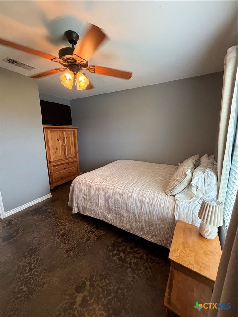 69 East Grouse Road Victoria, TX 77905 - Photo 9 of 28