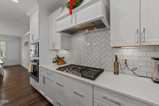 $515,000 | 180 Elvenia Circle, Benson, NC 27504