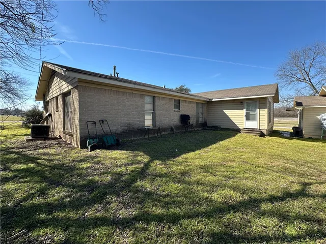 a house view with a outdoor space