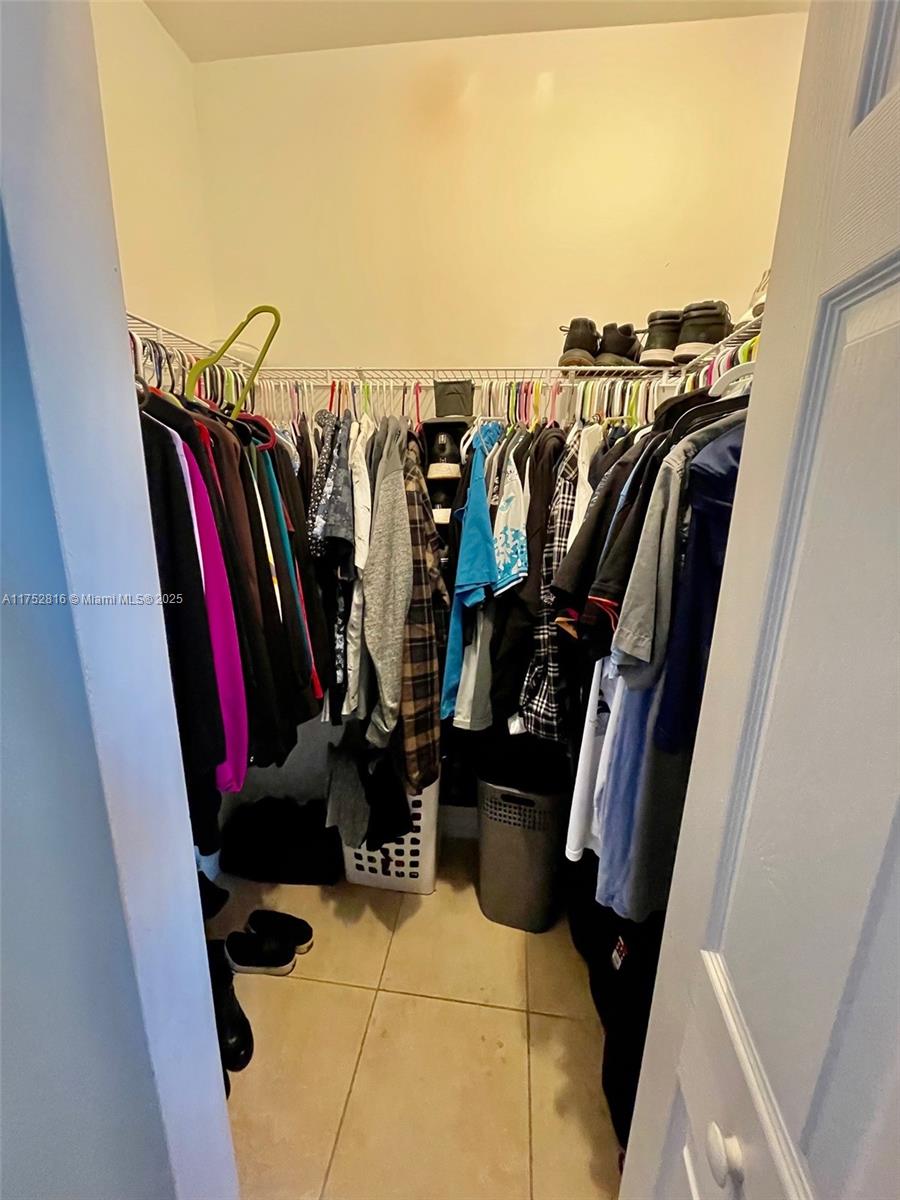 10962 Southwest 247th Terrace Homestead, FL 33032 - Photo 14 of 24