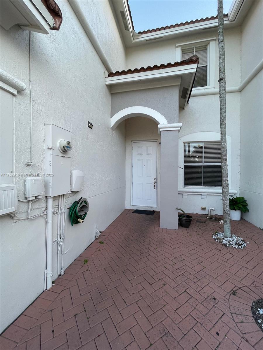 10962 Southwest 247th Terrace Homestead, FL 33032 - Photo 3 of 24