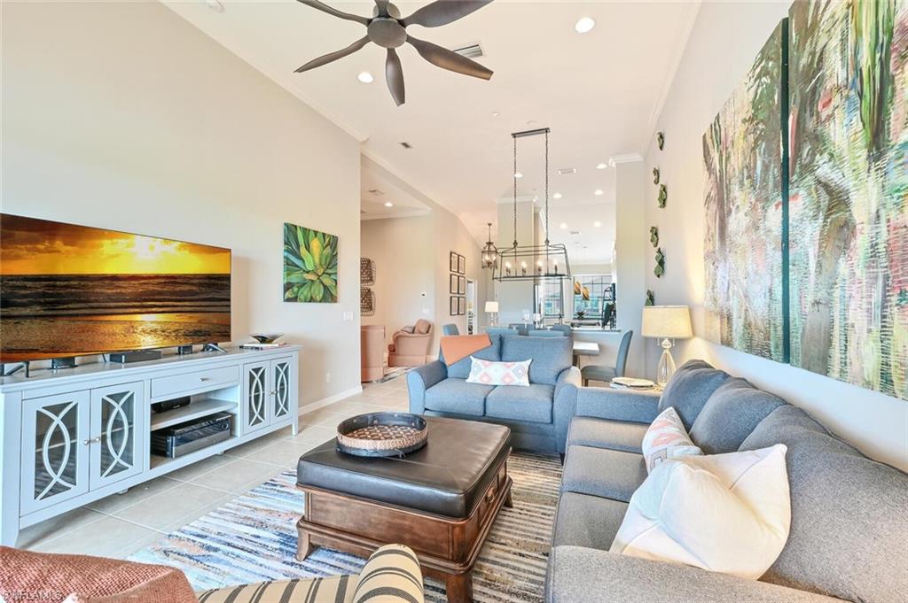 9389 Pocida Court, Unit 202 Naples, FL 34119 - Photo 4 of 38