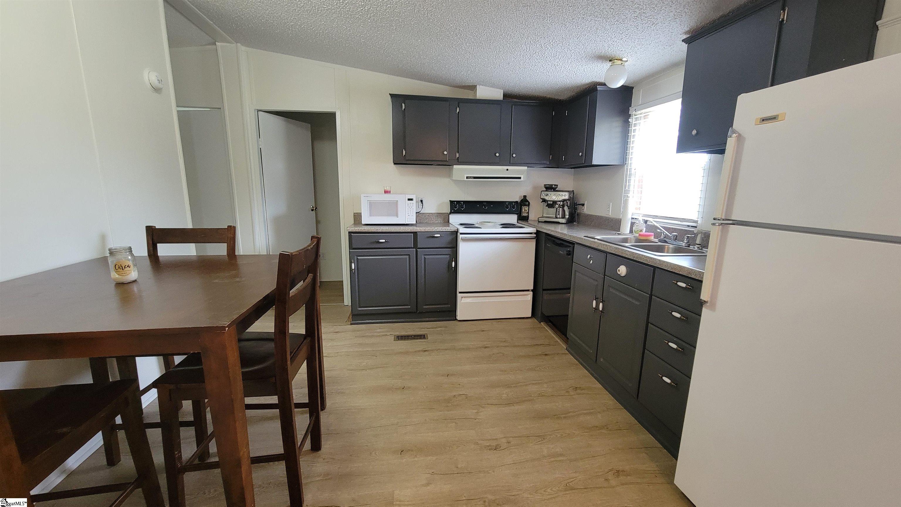 1268 Relax Street Waterloo, SC 29384 - Photo 10 of 11