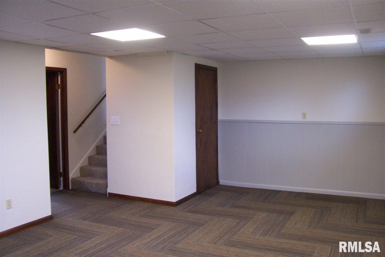 328 Harvester Road Canton, IL 61520 - Photo 19 of 36 Gallery Image 19