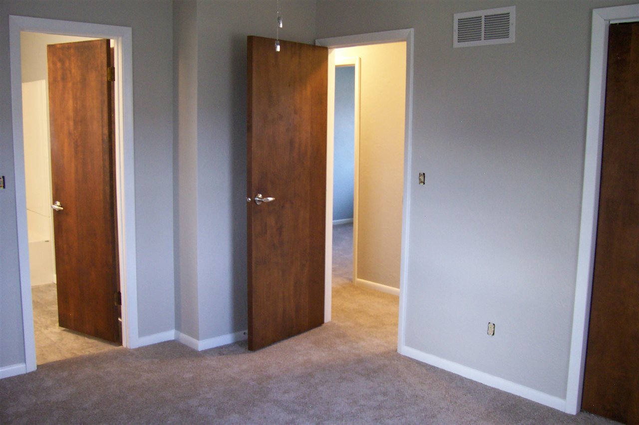 328 Harvester Road Canton, IL 61520 - Photo 26 of 36 Gallery Image 26