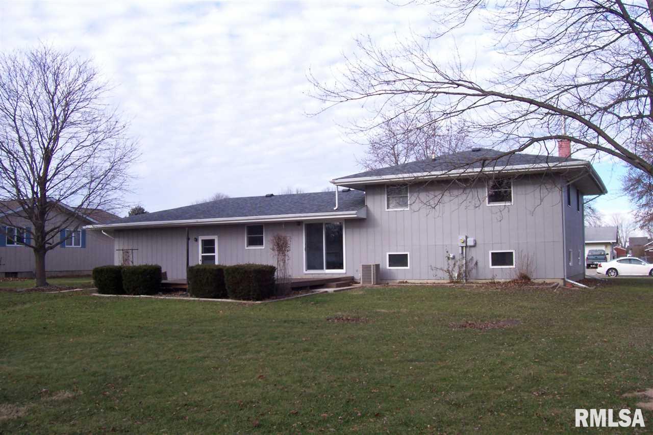 328 Harvester Road Canton, IL 61520 - Photo 35 of 36 Gallery Image 35