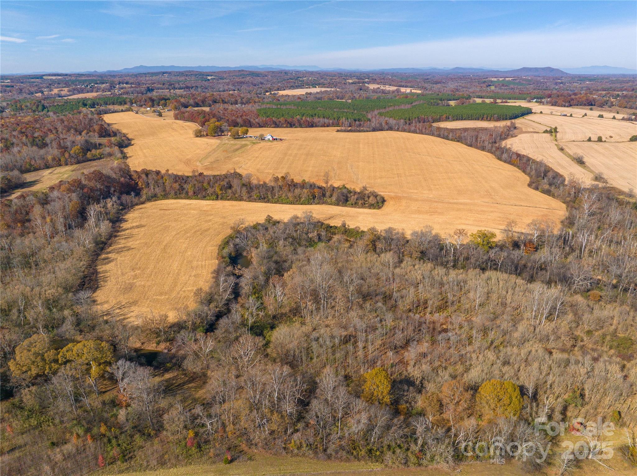 0 Rosedale Point Lincolnton, NC 28092 - Photo 22 of 40 a view of an ocean and beach