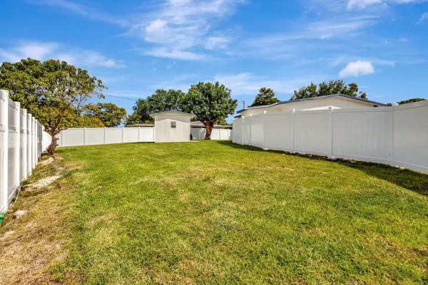 $3,200 | 1335 Lee Street, Delray Beach, FL 33444