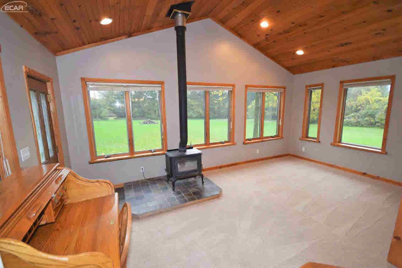 2350 Pero Lake Road Lapeer, MI 48446 - Photo 7 of 20 21228069-6.JPG