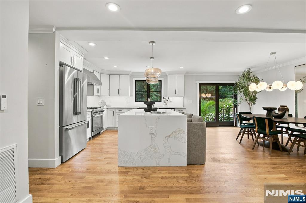 11 Marquette Road Montclair, NJ 07043 - Photo 10 of 45 Gallery Image 10