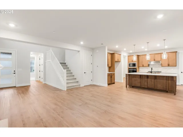 $824,990 | 8710 South 3rd Street, Ridgefield, WA 98642