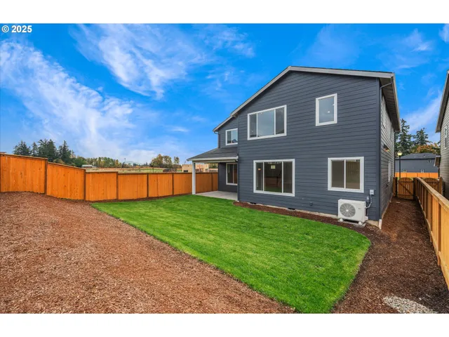 $824,990 | 8710 South 3rd Street, Ridgefield, WA 98642