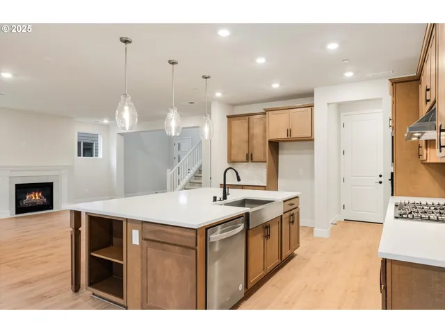 $824,990 | 8710 South 3rd Street, Ridgefield, WA 98642