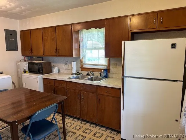 $160,000 | 207 Southern Avenue, Salem, IN 47167