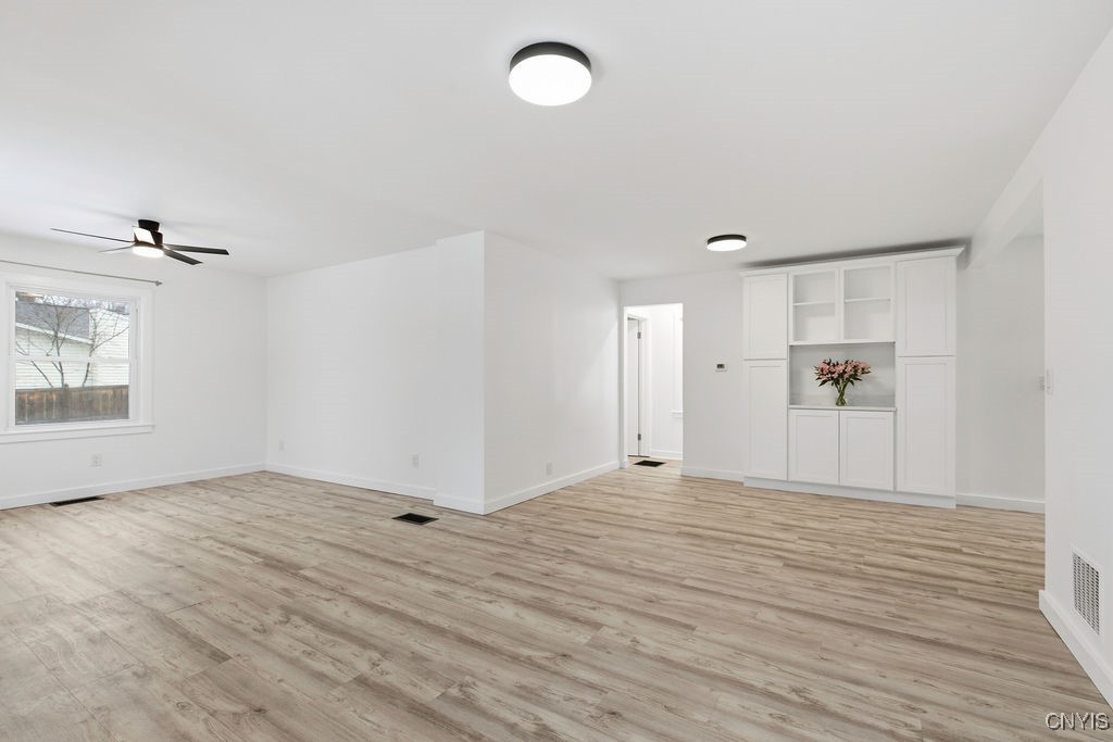 4548 Dublin Road Marcellus, NY 13108 - Photo 15 of 49 Such an open space!