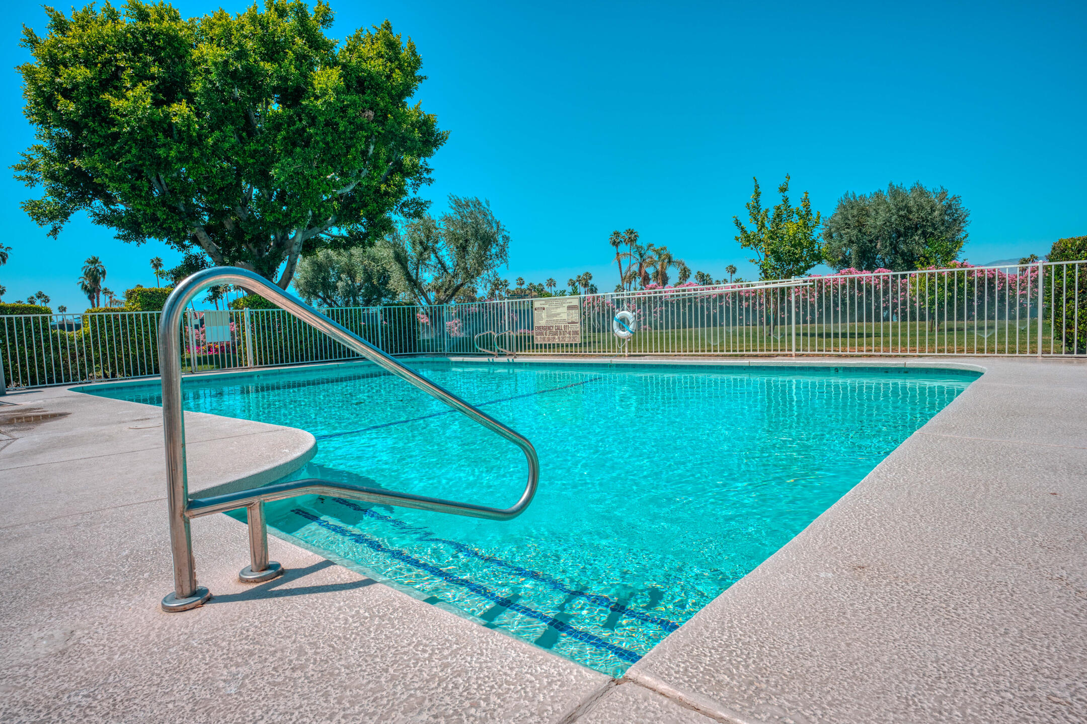 137 Racquet Club Drive South Rancho Mirage, CA 92270 - Photo 43 of 61 21