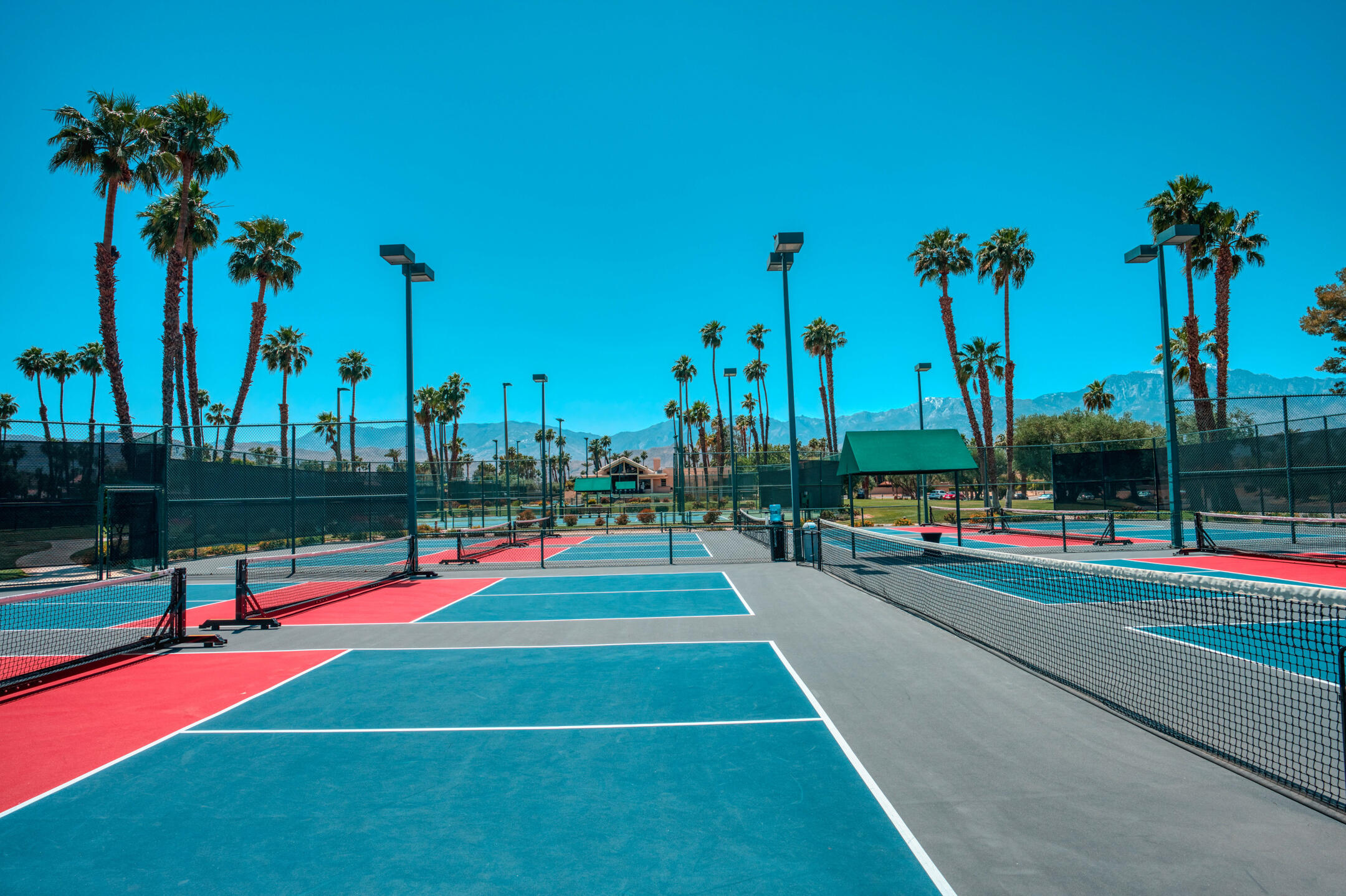 137 Racquet Club Drive South Rancho Mirage, CA 92270 - Photo 56 of 61 37