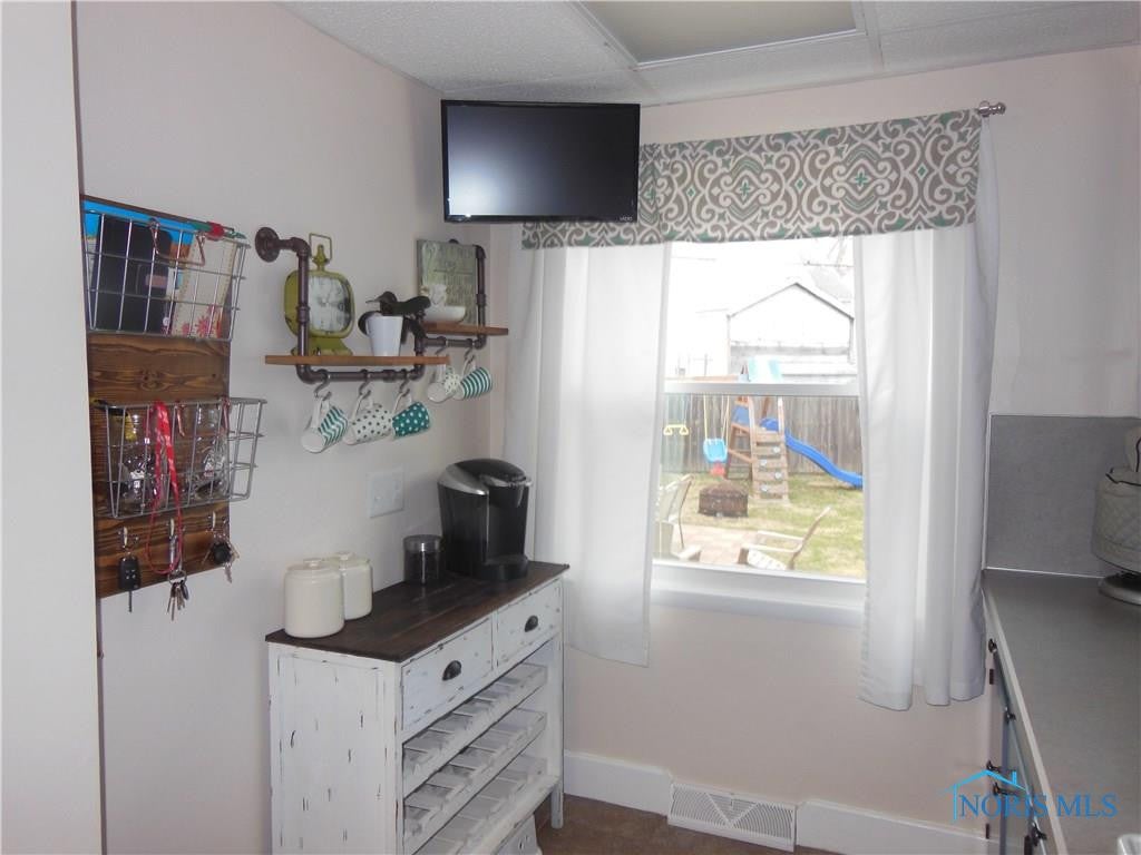 4519 Ruxton Road Toledo, OH 43612 - Photo 12 of 25 Gallery Image 12