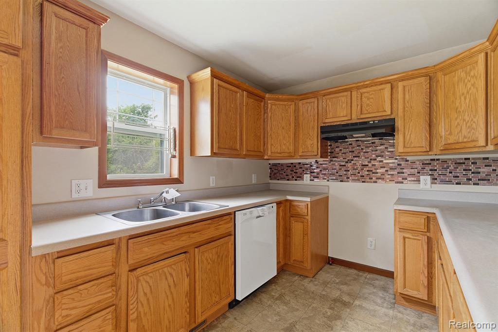 4783 Wayburn Street Detroit, MI 48224 - Photo 22 of 36