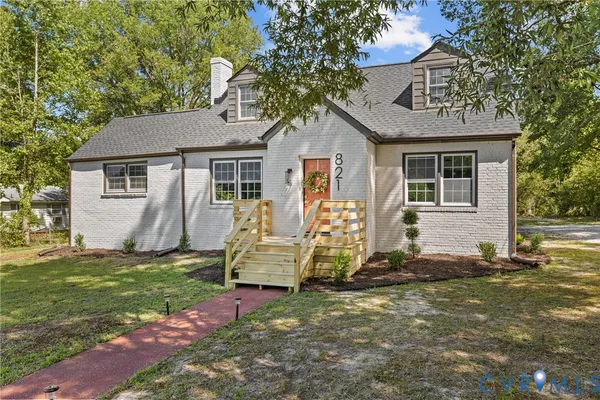 $300,000 | 821 Fort Lee Road, Petersburg, VA 23803