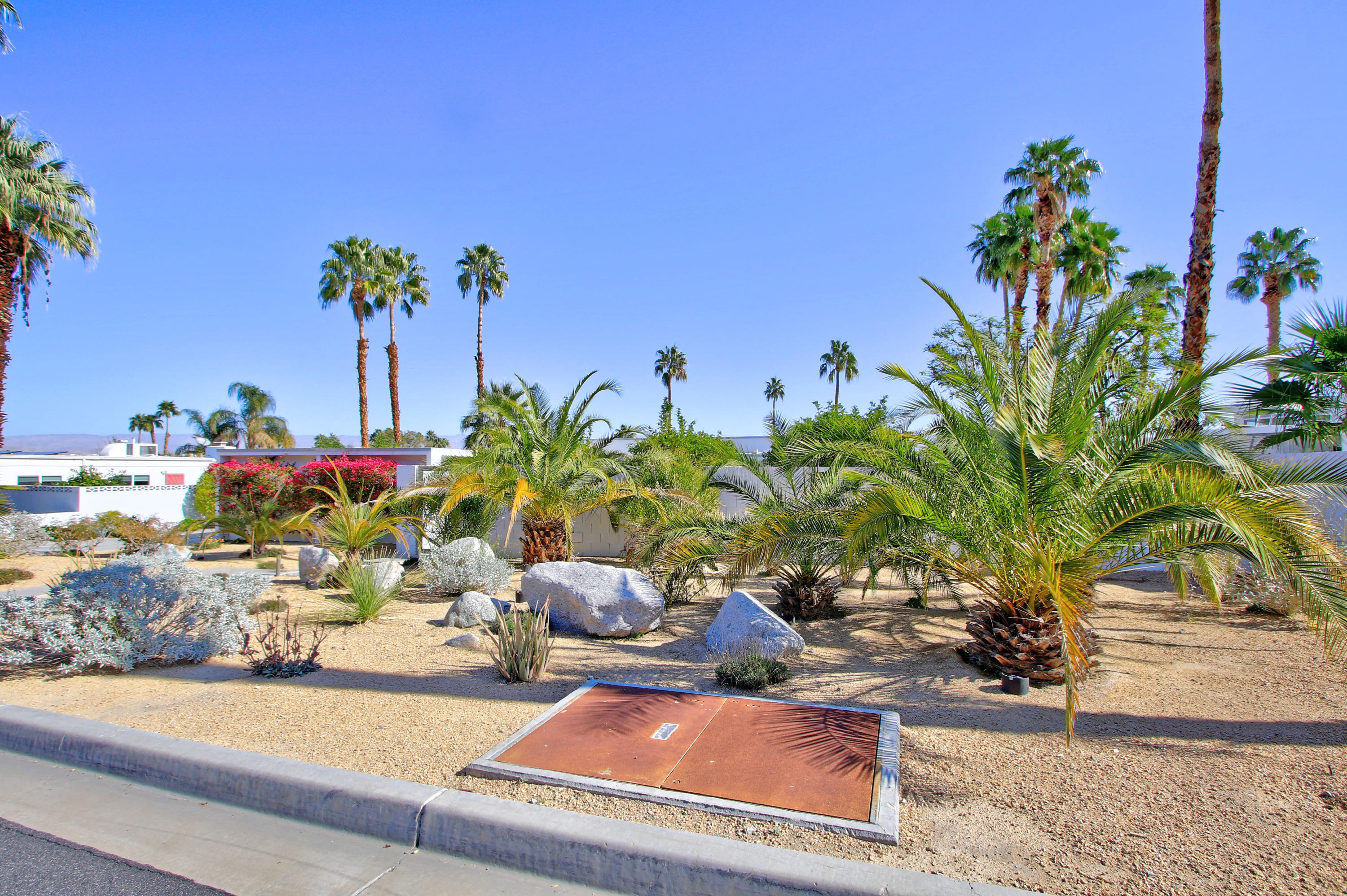 71400 Halgar Road Rancho Mirage, CA 92270 - Photo 57 of 59 ll