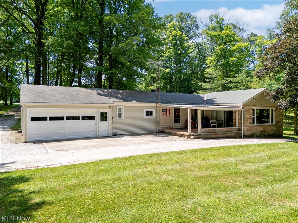 2265 Moffett Road Lucas, OH 44843 - Photo 2 of 22