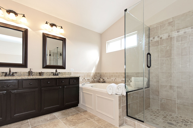 260 Ellis Road Lake In The Hills, IL 60156 - Photo 16 of 25