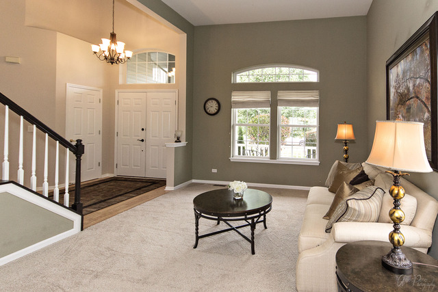 260 Ellis Road Lake In The Hills, IL 60156 - Photo 4 of 25