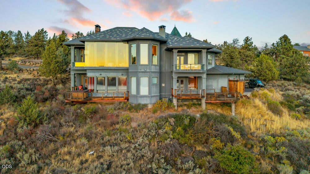 5120 Sunset Ridge Road Klamath Falls, OR 97601 - Photo 5 of 88 Gallery Image 5