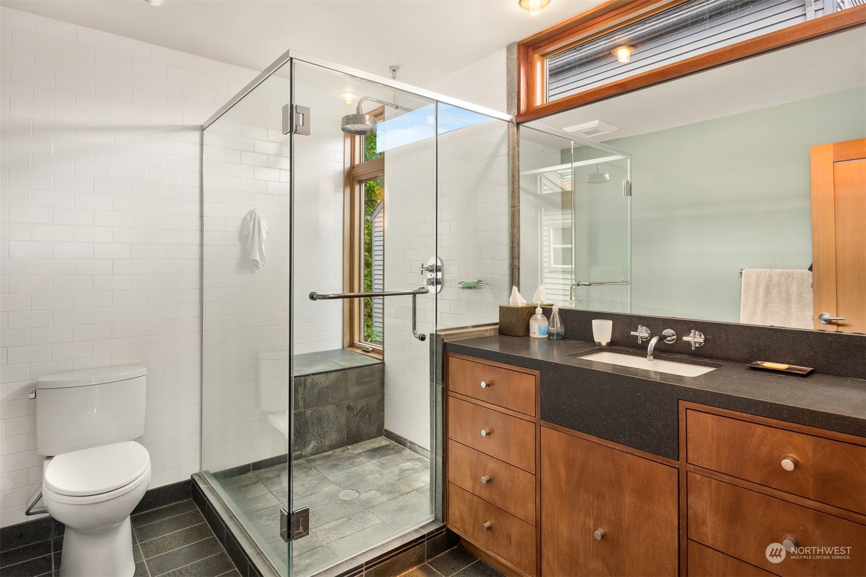 3226 East Madison Street Seattle, WA 98112 - Photo 15 of 33