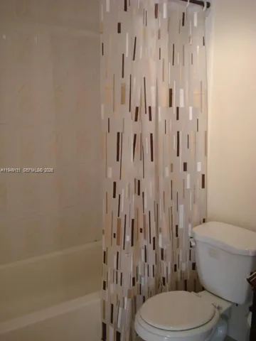 $1,800 | 17021 North Bay Road, Unit 325, Sunny Isles Beach, FL 33160