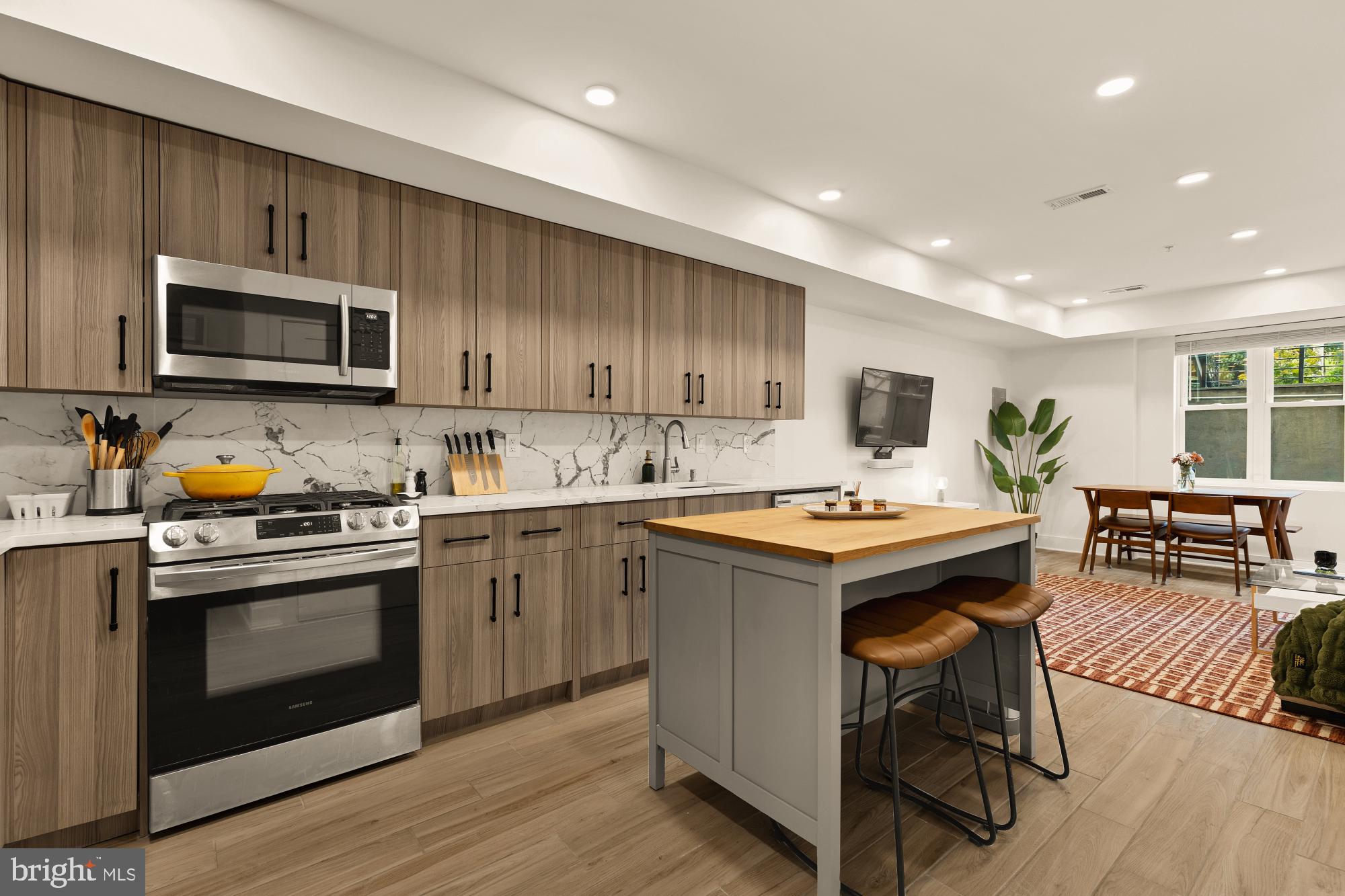 1519 K Street Southeast, Unit 101 Washington, DC 20003 - Photo 9 of 21