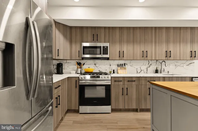 $465,000 | 1519 K Street Southeast, Unit 101, Washington, DC 20003